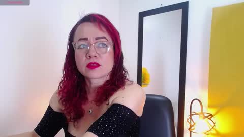 Foxy miilf online show from 09.26.25