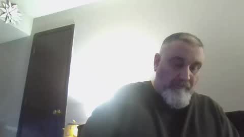 Snapshot of foxyfang chatting on 03.07.25 foxyfang online show from 03.07.25