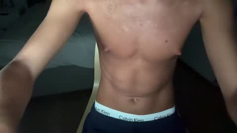 Snapshot of francesco727 chatting on 09.18.25 francesco online show from 09.18.25