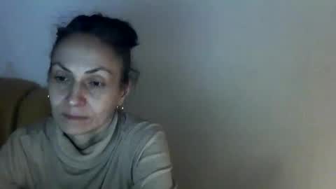 Snapshot of frankieteasing chatting on 11.01.25 frankieteasing online show from 11.01.25