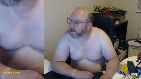 Snapshot of fransje_ chatting on 10.12.25 Fransje online show from 10.12.25