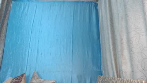 Snapshot of frau_becky chatting on 12.05.24 frau_becky online show from 12.05.24