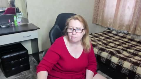 Snapshot of fraumartha chatting on 02.27.25 FrauMartha online show from 02.27.25
