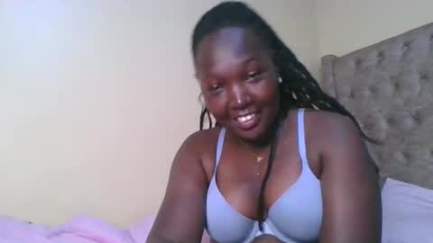 Snapshot of freakyriry chatting on 09.30.25 freakyriry online show from 09.30.25