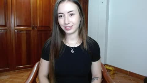 Snapshot of freyanatural chatting on 02.06.25 freyanatural online show from 02.06.25