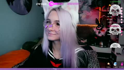 Snapshot of frida_fortune chatting on 12.07.24 Frida A boost to fortune for the one who gives a thumbs up and a bonus lucky for those who support me by joining the fanclub online show from 12.07.24