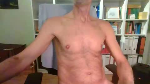 Snapshot of frisco69 chatting on 10.31.25 frisco69 online show from 10.31.25