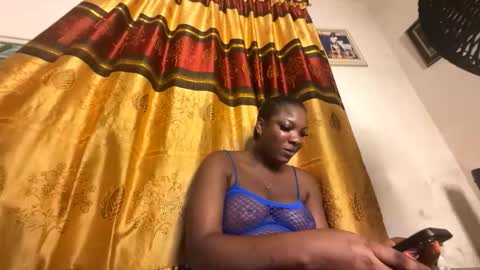 Snapshot of fuckmehot4 chatting on 09.19.25 fuckmehot4 online show from 09.19.25