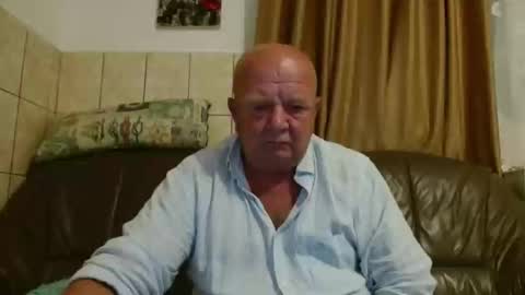 Snapshot of fullballs6 chatting on 09.11.25 fullballs6 online show from 09.11.25