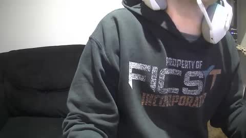 Snapshot of funtimezguyz chatting on 11.17.25 funtimezguyz online show from 11.17.25