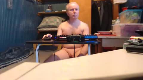 Snapshot of furosz chatting on 02.04.25 furosz online show from 02.04.25