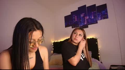 Snapshot of gabbie_kook chatting on 02.28.25 gabbie_kook online show from 02.28.25