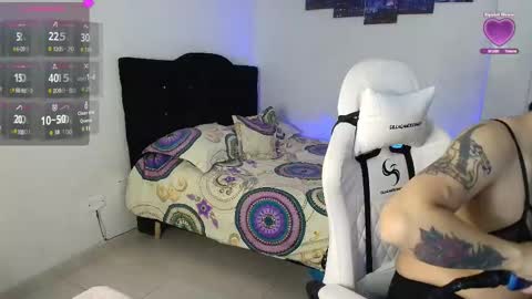 Snapshot of gabbie_kook chatting on 09.09.25 gabbie_kook online show from 09.09.25