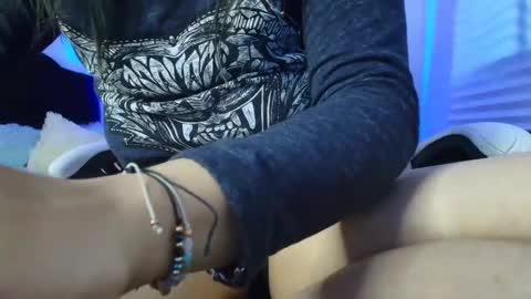 Snapshot of gabbie_kook chatting on 10.17.25 gabbie_kook online show from 10.17.25