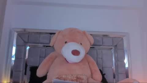 Gabriela Montes online show from 12.11.24