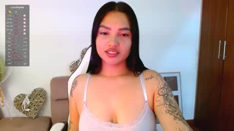 My name is Gabriela.. nice to meet you thumbs up please its very important to me online show from 10.14.25