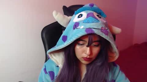 Snapshot of gakomenoshida chatting on 10.12.25 Kate 3 online show from 10.12.25