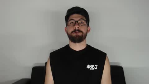 Snapshot of galit_g chatting on 11.02.25 Gari online show from 11.02.25