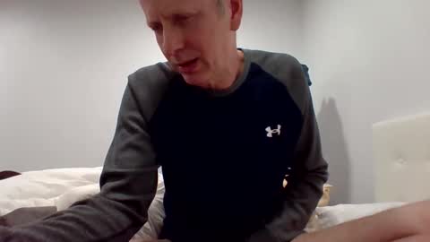 Snapshot of gamerboy200 chatting on 10.23.25 gamerboy200 online show from 10.23.25