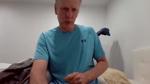 Snapshot of gamerboy200 chatting on 10.24.25 gamerboy200 online show from 10.24.25