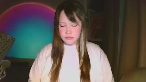 Snapshot of gamergirl01 chatting on 10.07.25 Alex brb in 2 hours online show from 10.07.25