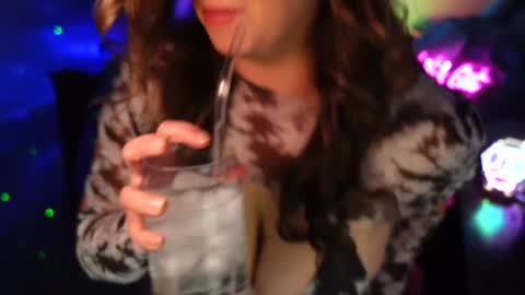 Snapshot of garagesex22 chatting on 12.03.24 Jenna  - be back MONDAY night.  online show from 12.03.24