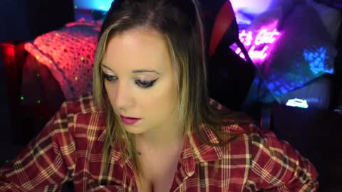 Snapshot of garagesex22 chatting on 01.09.25 Jenna  - be back MONDAY night.  online show from 01.09.25