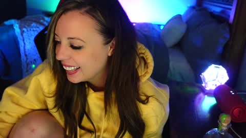 Snapshot of garagesex22 chatting on 02.05.25 Jenna  - be back MONDAY night.  online show from 02.05.25