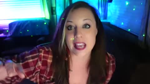 Snapshot of garagesex22 chatting on 02.18.25 Jenna  - be back MONDAY night.  online show from 02.18.25