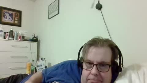 Snapshot of garyg930 chatting on 10.26.25 Gary online show from 10.26.25
