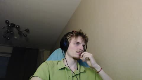 Snapshot of gasturfahe chatting on 11.08.25 gasturfahe online show from 11.08.25