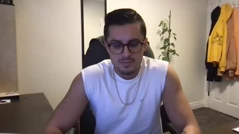 Snapshot of gatmandeep chatting on 01.17.25  Aladdin online show from 01.17.25