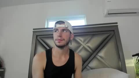 Snapshot of gayndepressed chatting on 10.27.25 Trace online show from 10.27.25