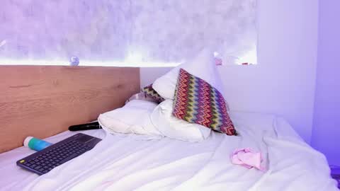 Snapshot of geminis_muentes chatting on 02.12.25 geminis muentes online show from 02.12.25