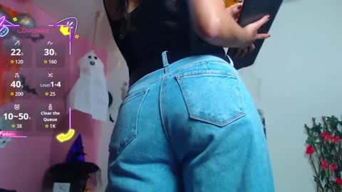 Snapshot of georginabianco chatting on 10.18.25 Georgi online show from 10.18.25