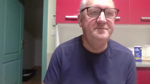 Snapshot of gerardlp131313 chatting on 10.28.25 gerardlp131313 online show from 10.28.25