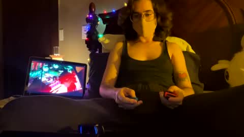 Snapshot of ghostinthebottle chatting on 09.26.25 Ghost online show from 09.26.25