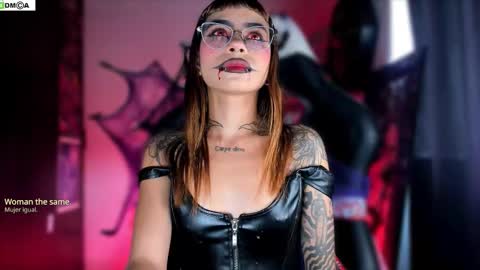 Snapshot of ghostlydolll chatting on 10.01.25 Sara online show from 10.01.25