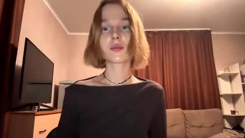 Molly online show from 10.12.25