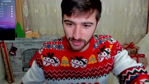 Snapshot of gilbertogonzales chatting on 12.13.24 gilbertogonzales online show from 12.13.24