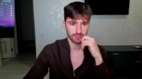 Snapshot of gilbertogonzales chatting on 01.15.25 gilbertogonzales online show from 01.15.25