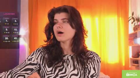 Snapshot of ginavontease chatting on 09.12.25 Gina online show from 09.12.25