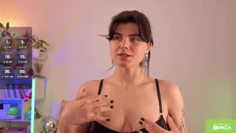 Snapshot of ginavontease chatting on 10.15.25 Gina online show from 10.15.25