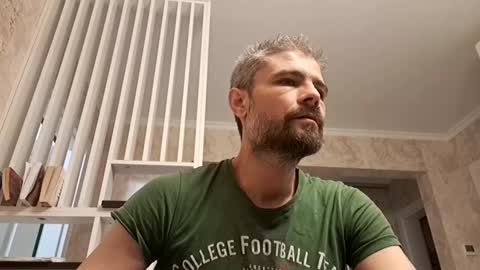 Snapshot of gindrie chatting on 01.06.25 Gabriel online show from 01.06.25