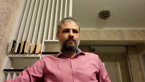 Snapshot of gindrie chatting on 11.09.25 Gabriel online show from 11.09.25