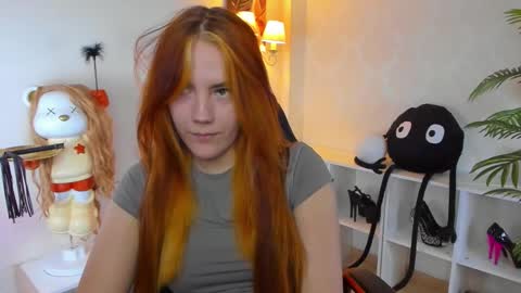 gingerr_pie online show from 10.09.25