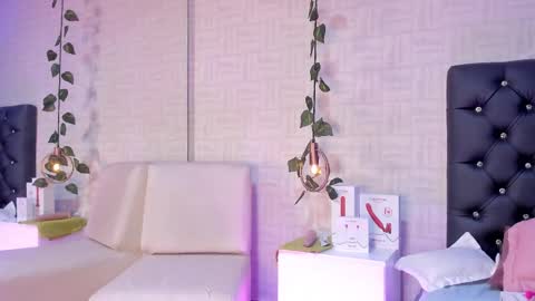 Snapshot of giorgina_moretti chatting on 02.27.25 Giorgina online show from 02.27.25