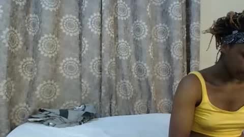 Snapshot of girlnextdoor60 chatting on 09.29.25 Sexy online show from 09.29.25