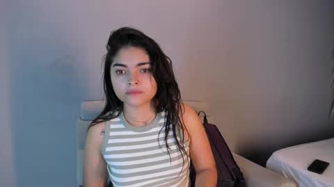 Snapshot of giselamaru chatting on 01.13.25 online show from 01.13.25