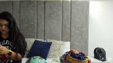 Snapshot of giselamaru chatting on 01.30.25 online show from 01.30.25